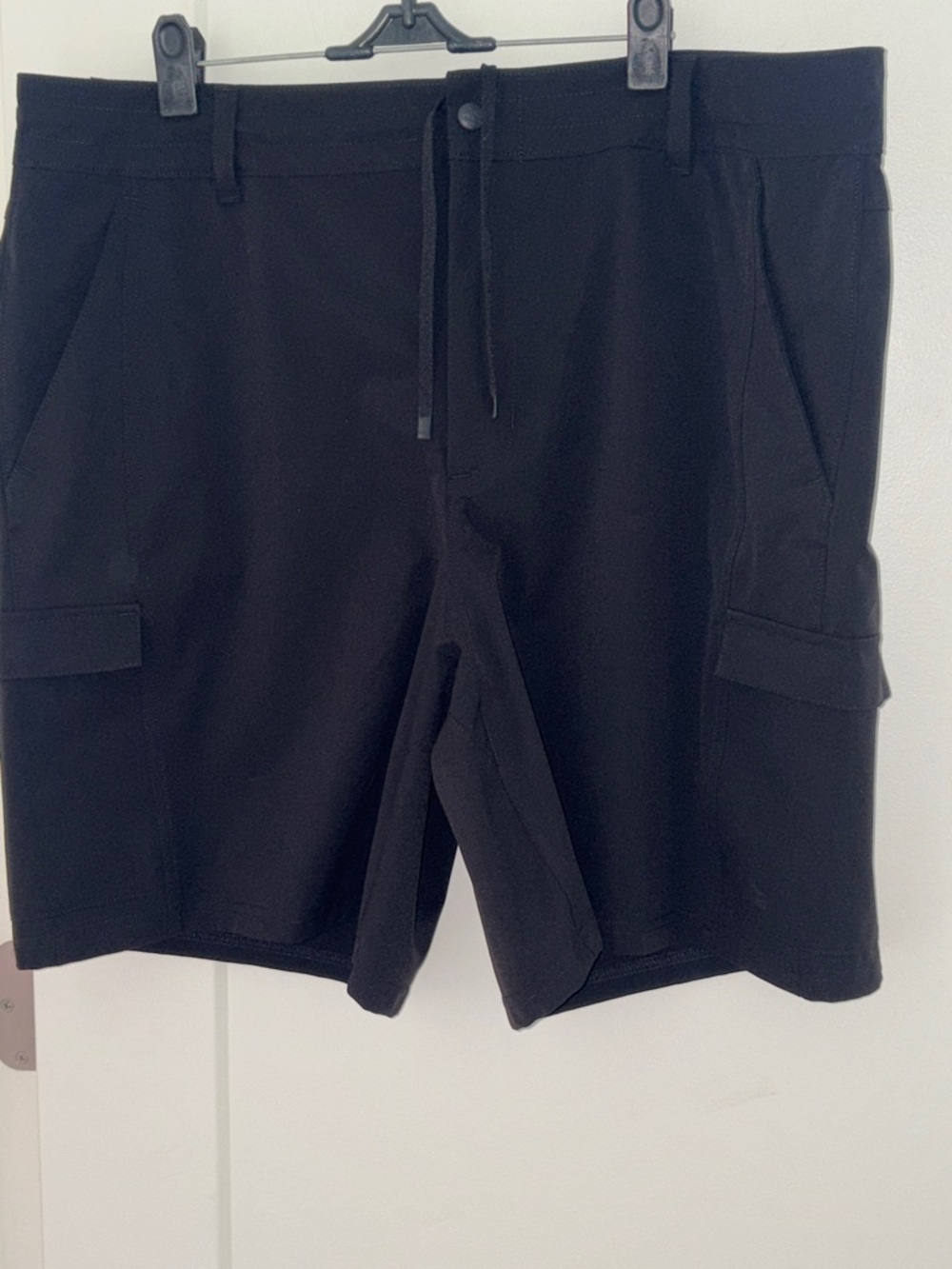 NWOT $70  L.L. Bean Mountainside cargo shorts women's 20 Reg